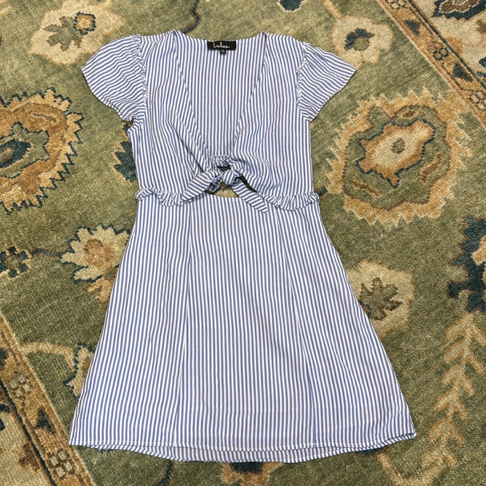 SIZE S Lulus seersucker mini dress